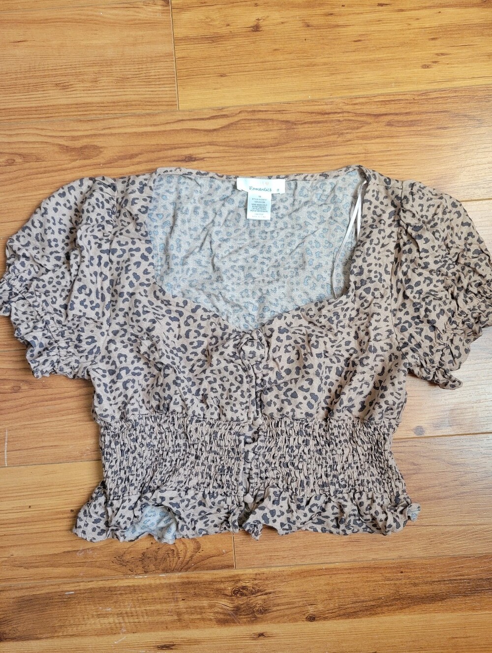 Urban Romantics Beige Leopard Smocked Puff-Sleeve Crop Top